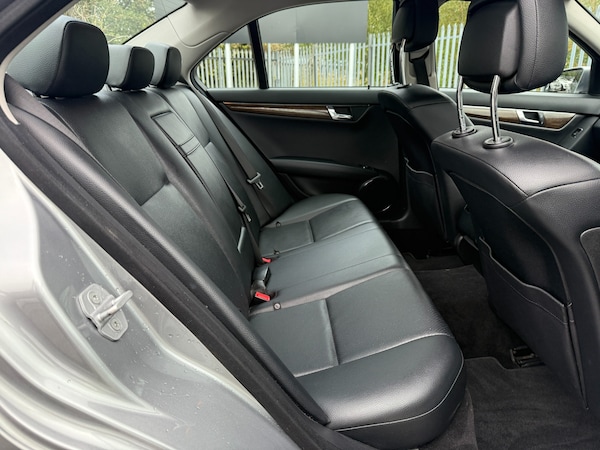 Used Mercedes-Benz C Class 2010 for sale - 76266177: Photo 15