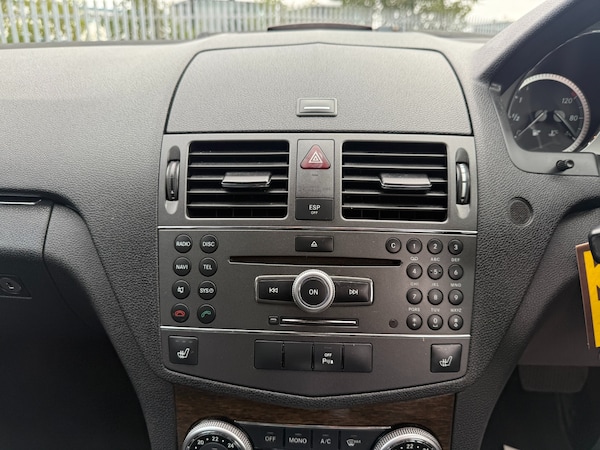 Used Mercedes-Benz C Class 2010 for sale - 76266177: Photo 17