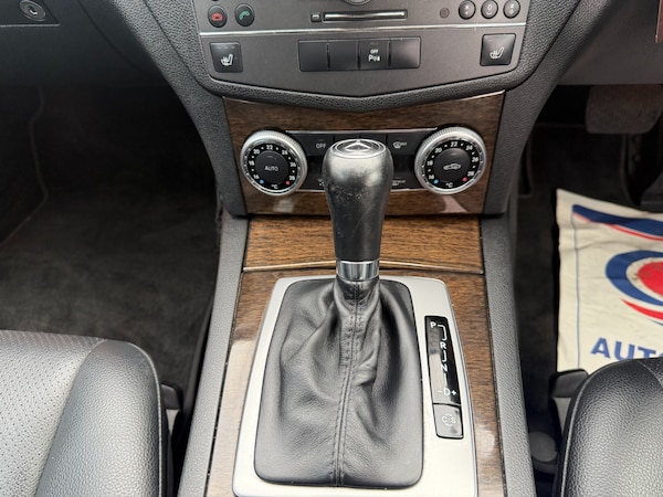 Used Mercedes-Benz C Class 2010 for sale - 76266177: Photo 18