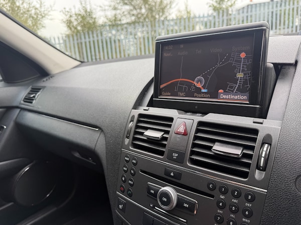 Used Mercedes-Benz C Class 2010 for sale - 76266177: Photo 30