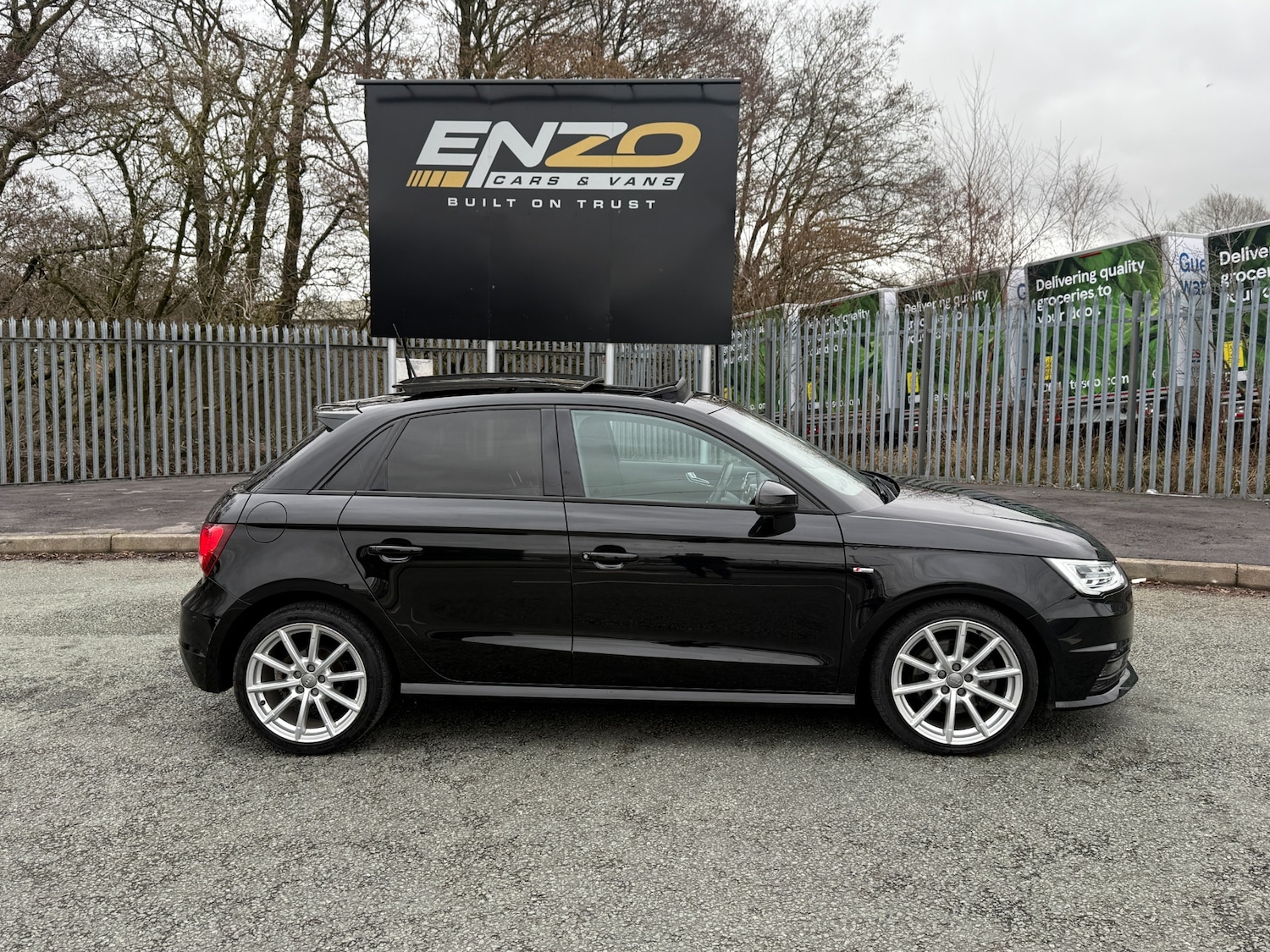Used Audi A1 2015 for sale - 77789171: Photo 2
