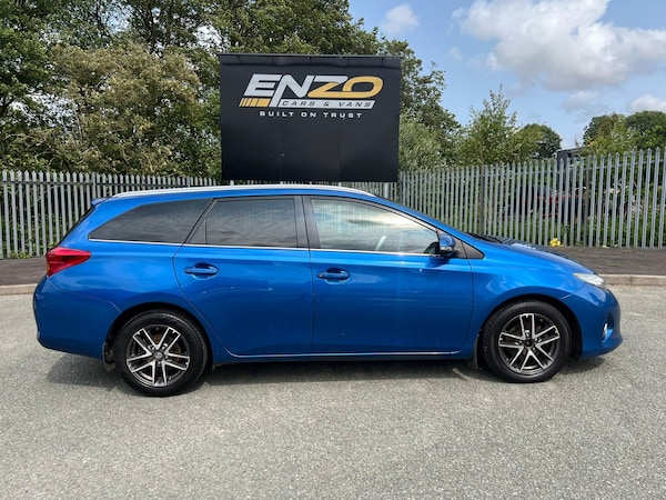 Used Toyota Auris 2015 for sale - 76177263: Photo 1