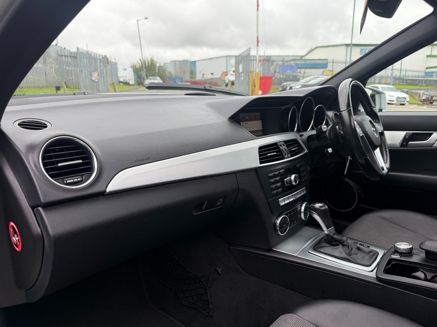 Used Mercedes-Benz C Class 2012 for sale - 76242986: Photo 10