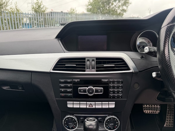 Used Mercedes-Benz C-Class 2012 for sale - 76242986: Photo 17
