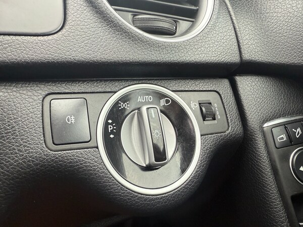 Used Mercedes-Benz C-Class 2012 for sale - 76242986: Photo 33
