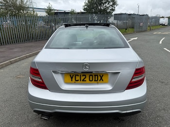 Used Mercedes-Benz C-Class 2012 for sale - 76242986: Photo 4