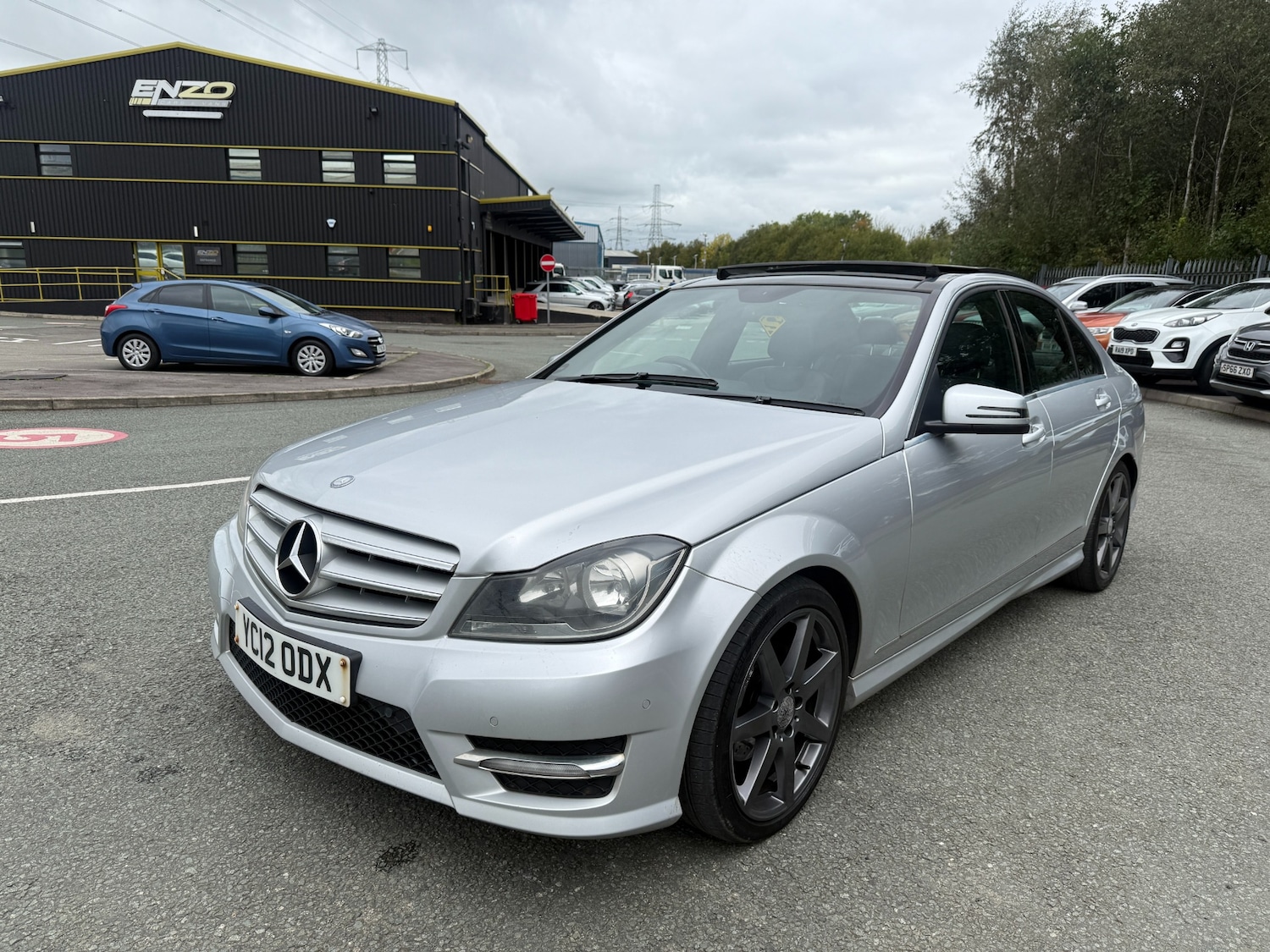 Used Mercedes-Benz C Class 2012 for sale - 76242986: Photo 7