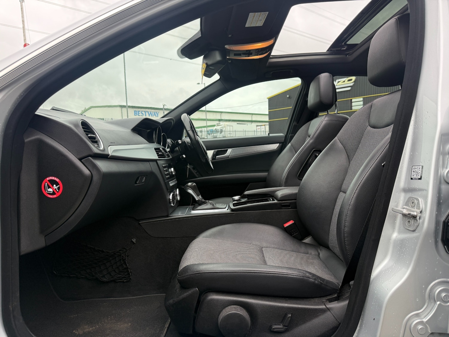 Used Mercedes-Benz C Class 2012 for sale - 76242986: Photo 9