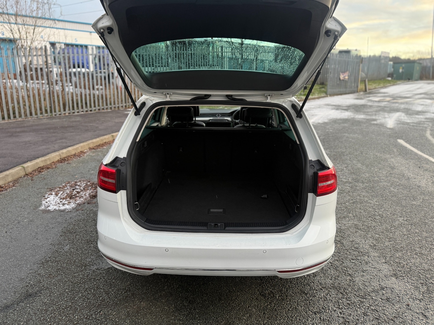 Used Volkswagen Passat 2017 for sale - 77113195: Photo 17