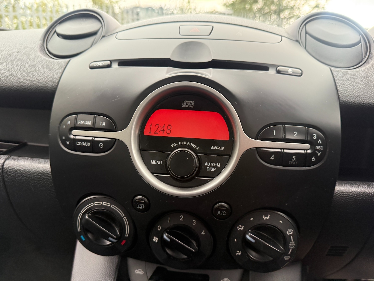 Used Mazda Mazda2 2010 for sale - 76366997: Photo 19