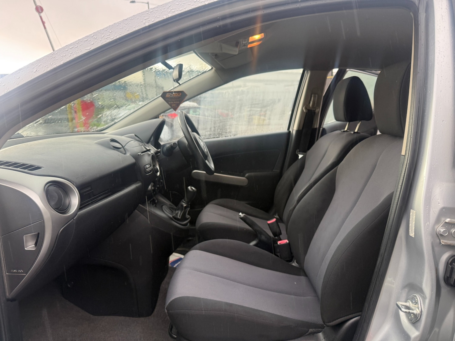 Used Mazda Mazda2 2010 for sale - 76366997: Photo 9