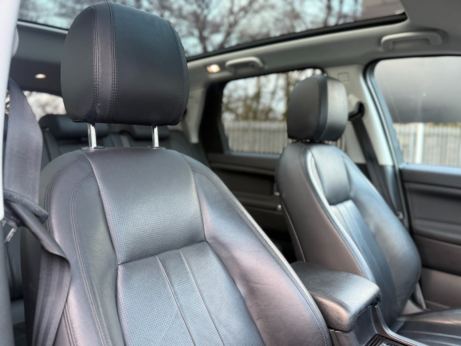 Used Land Rover Discovery Sport 2017 for sale - 77649993: Photo 21