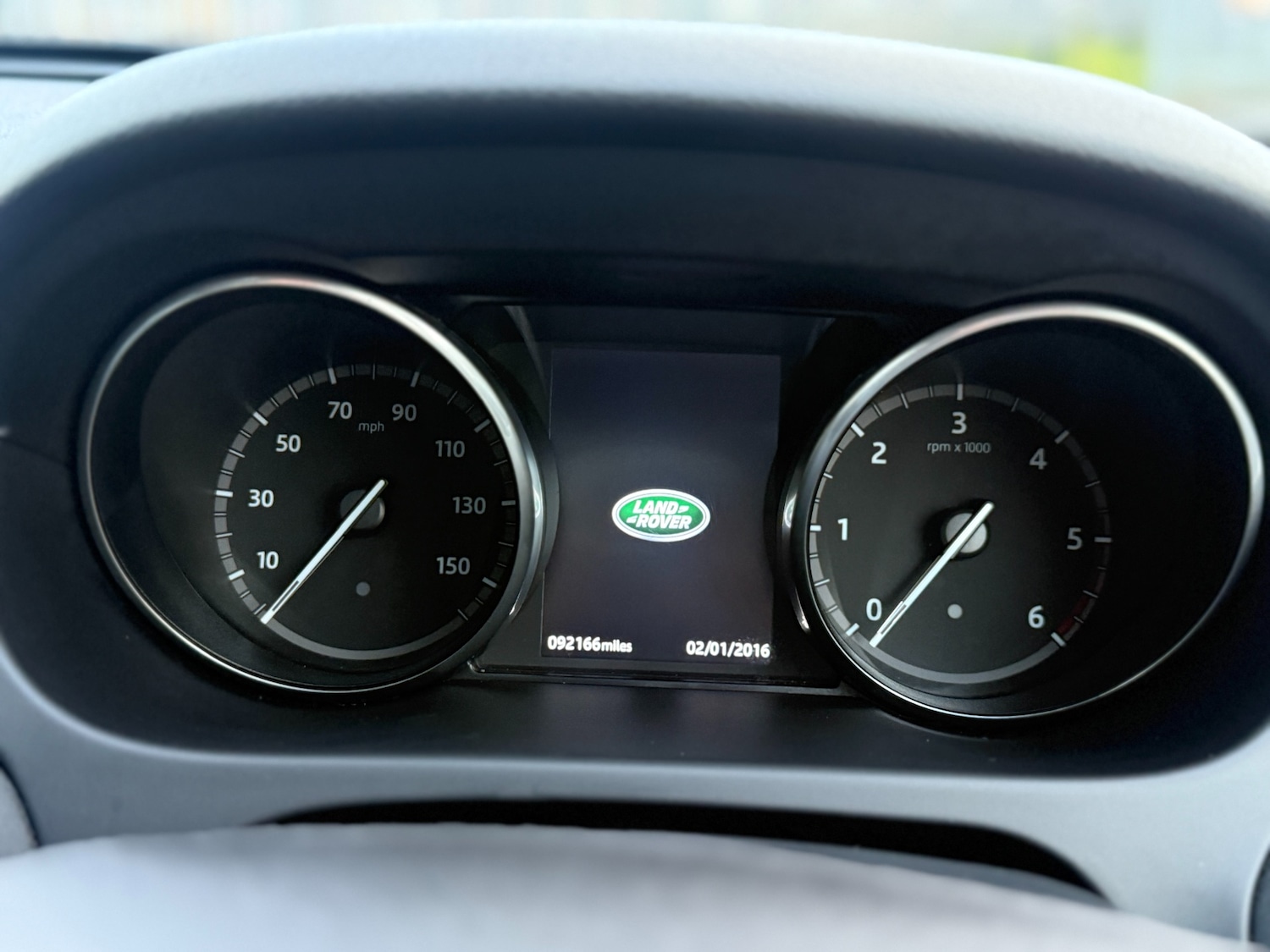 Used Land Rover Discovery Sport 2017 for sale - 77649993: Photo 24