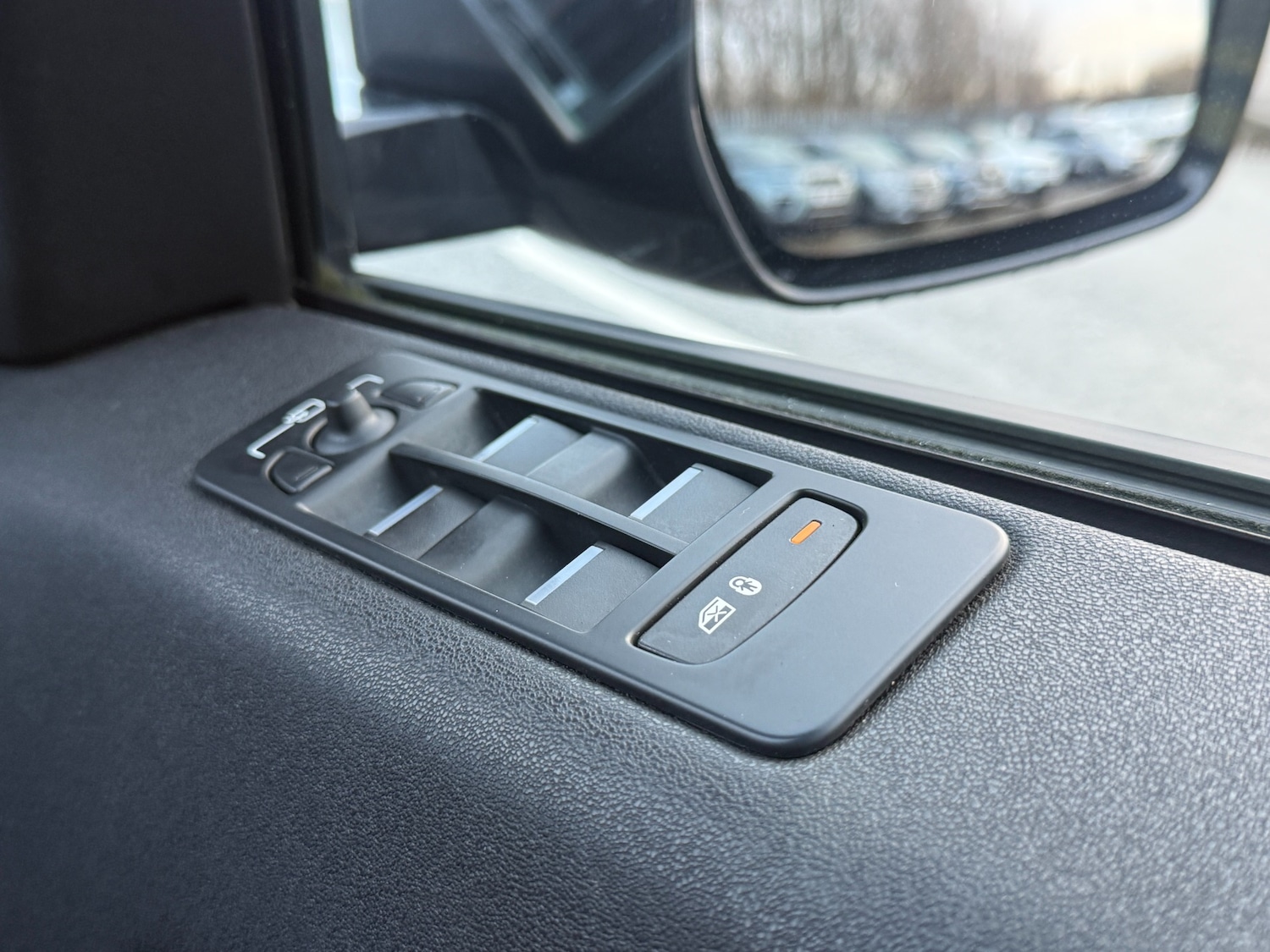 Used Land Rover Discovery Sport 2017 for sale - 77649993: Photo 30