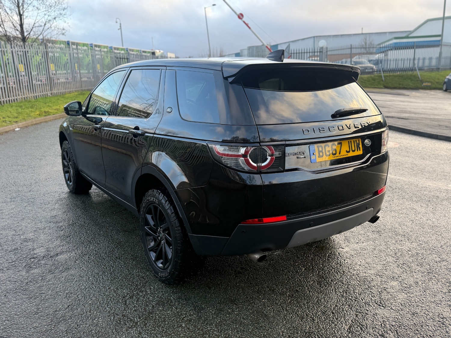 Used Land Rover Discovery Sport 2017 for sale - 77649993: Photo 5