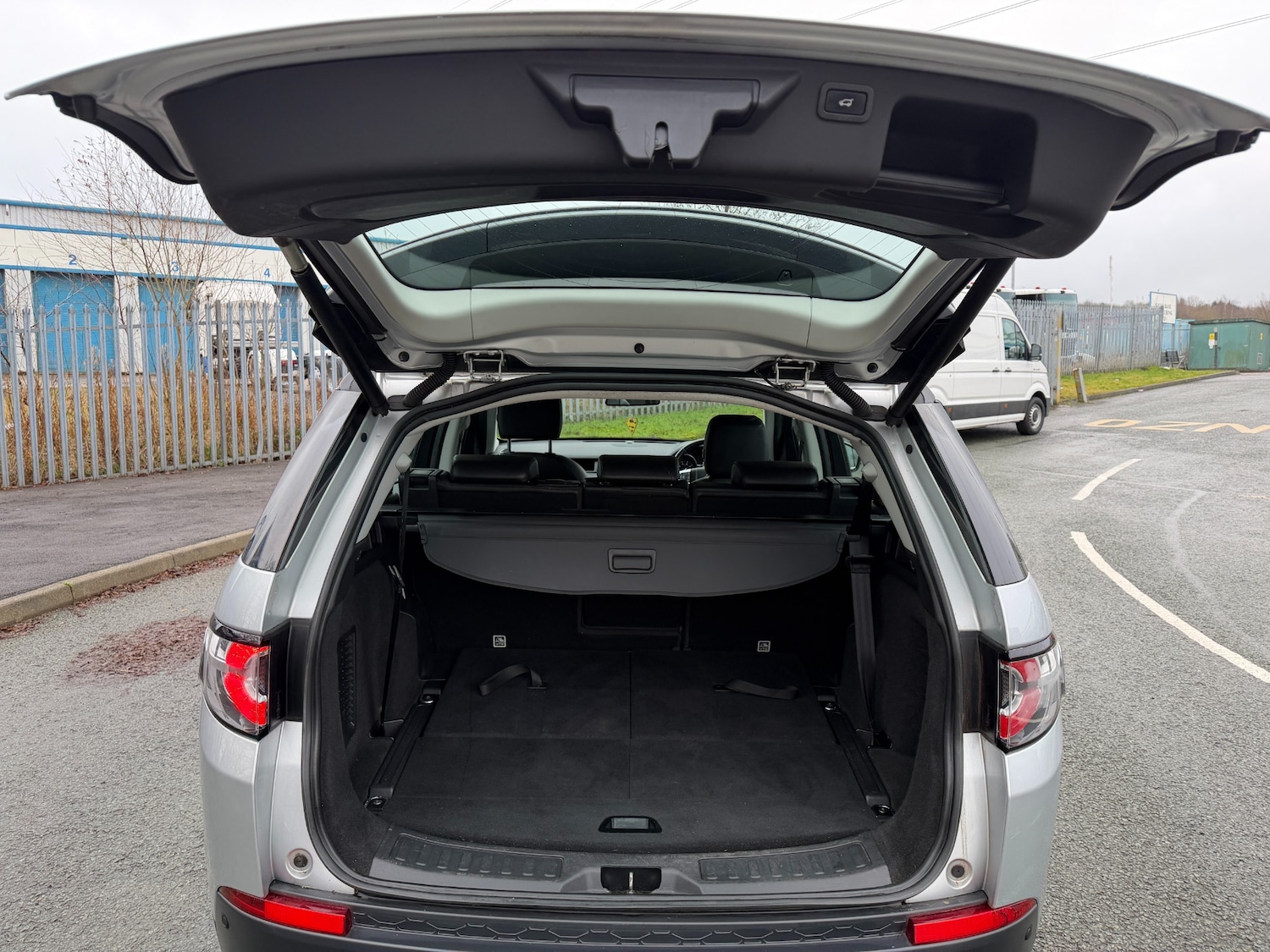 Used Land Rover Discovery Sport 2016 for sale - 77274161: Photo 17