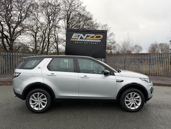 Used Land Rover Discovery Sport 2016 for sale - 77274161: Photo