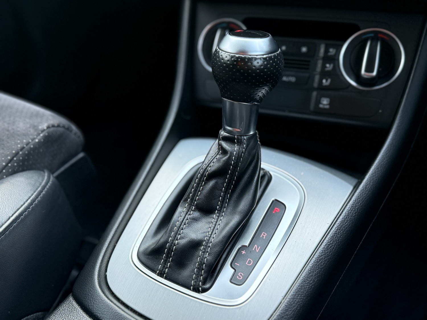 Used Audi Q3 2016 for sale - 77379310: Photo 39