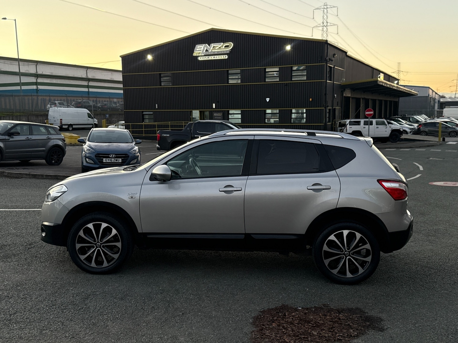 Used Nissan Qashqai 2013 for sale - 77087750: Photo 10