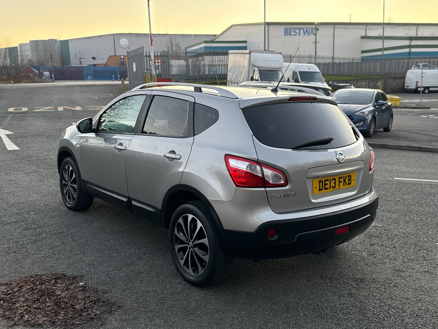 Used Nissan Qashqai 2013 for sale - 77087750: Photo 8
