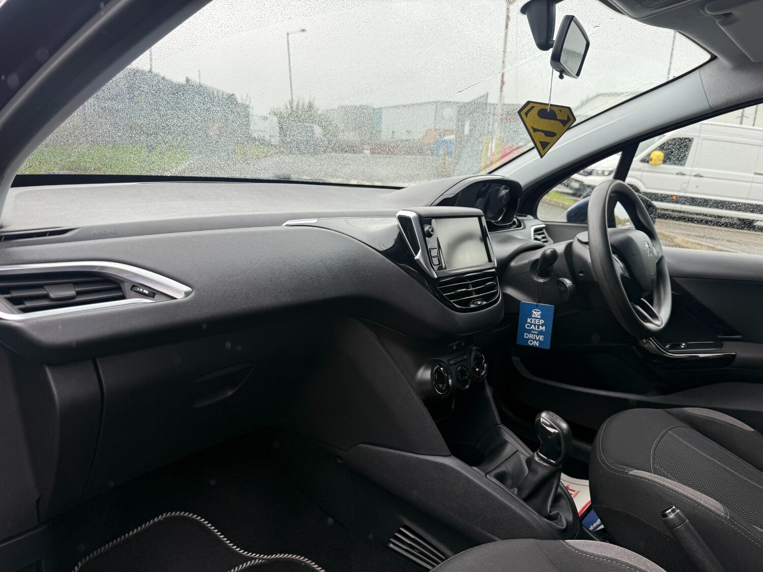 Used Peugeot 208 2015 for sale - 76330850: Photo 11