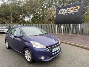 Peugeot - 208