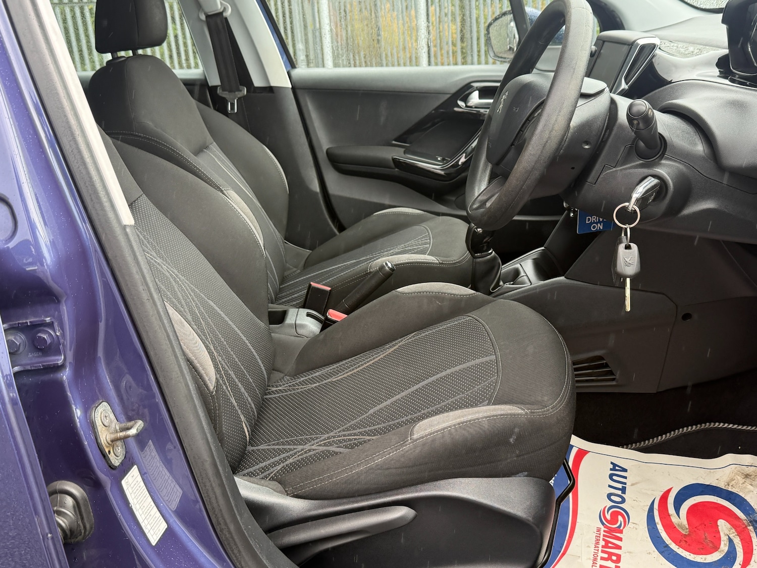 Used Peugeot 208 2015 for sale - 76330850: Photo 22