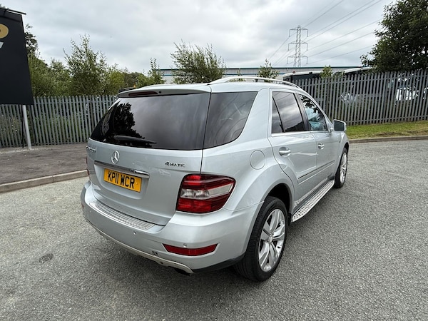 Used Mercedes-Benz M Class 2011 for sale - 75726624: Photo 3