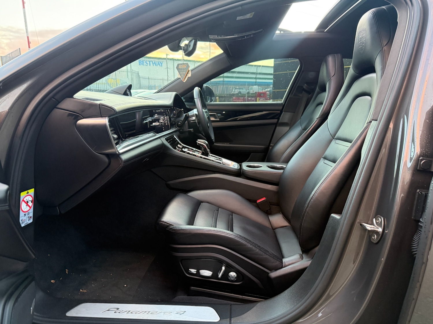 Used Porsche Panamera 2018 for sale - 77460026: Photo 11