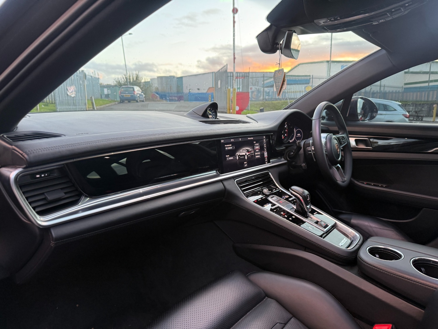 Used Porsche Panamera 2018 for sale - 77460026: Photo 13