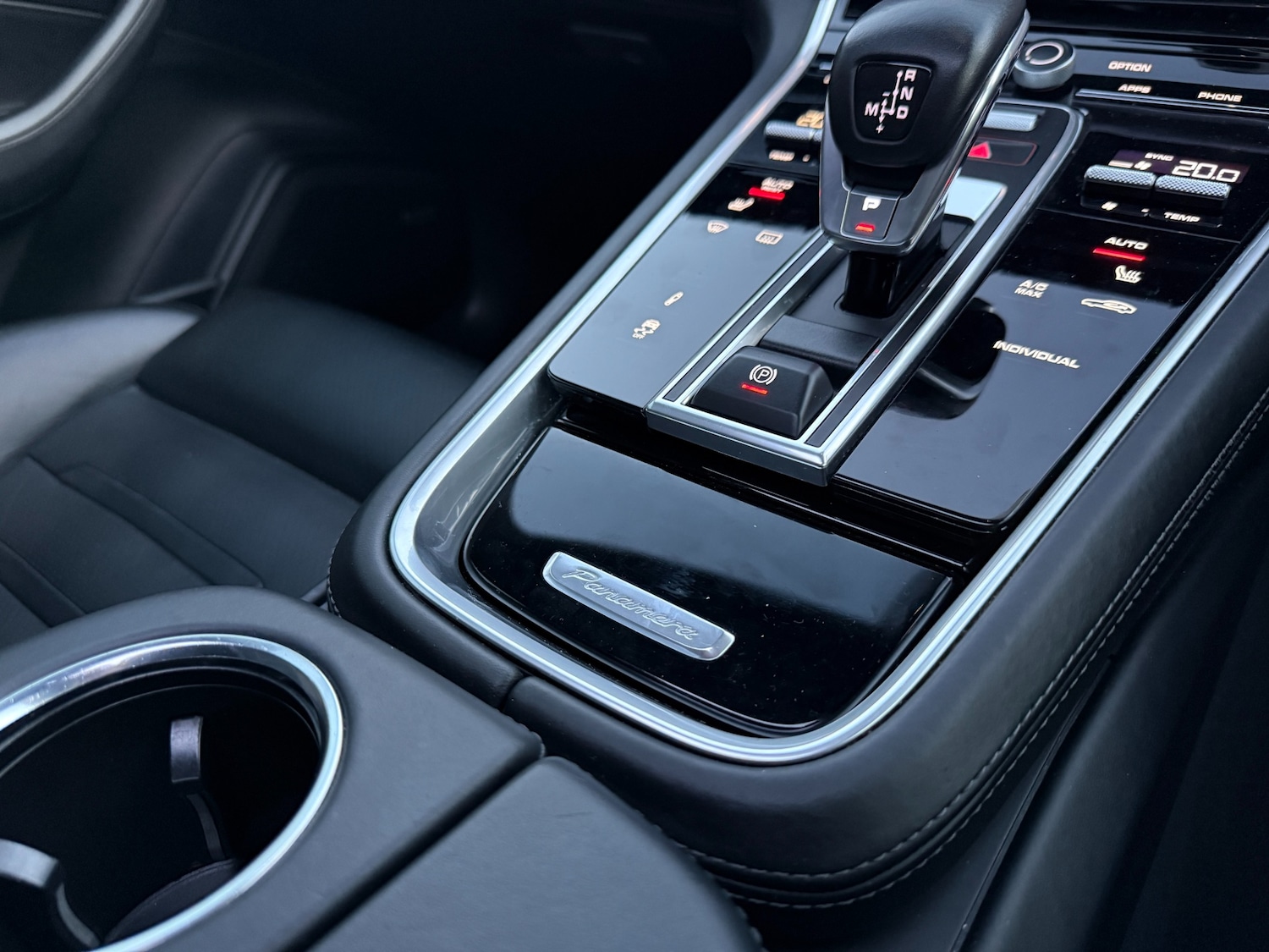 Used Porsche Panamera 2018 for sale - 77460026: Photo 38