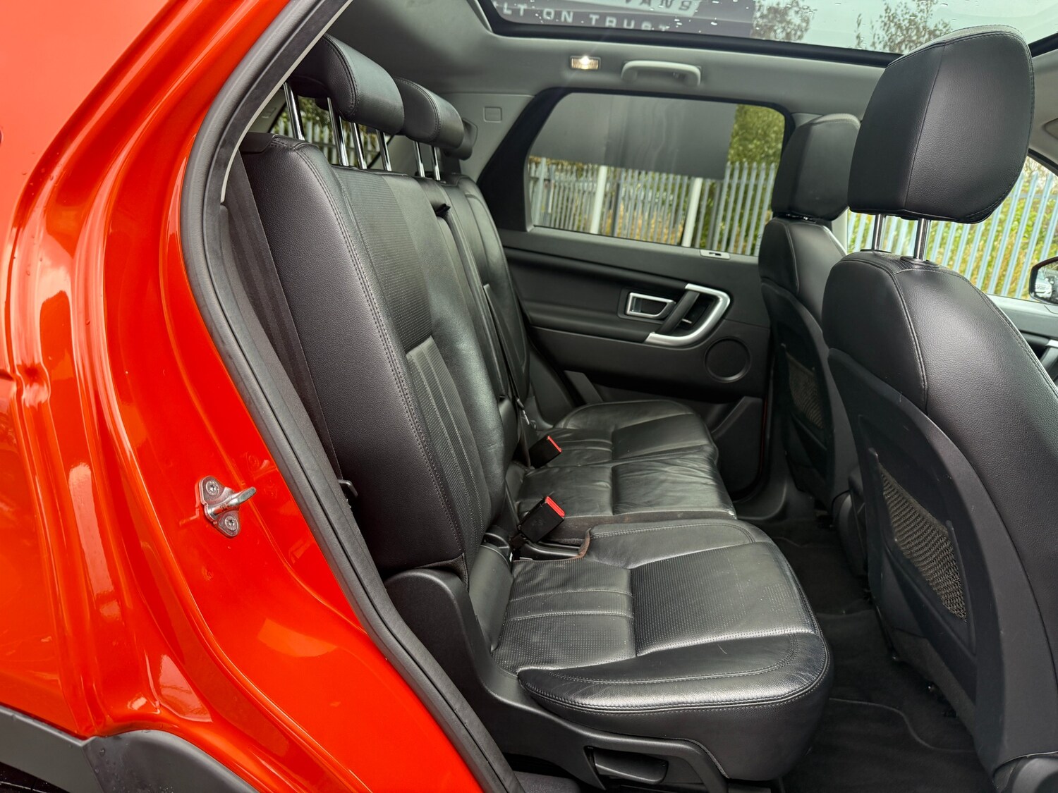 Used Land Rover Discovery Sport 2017 for sale - 76383220: Photo 15