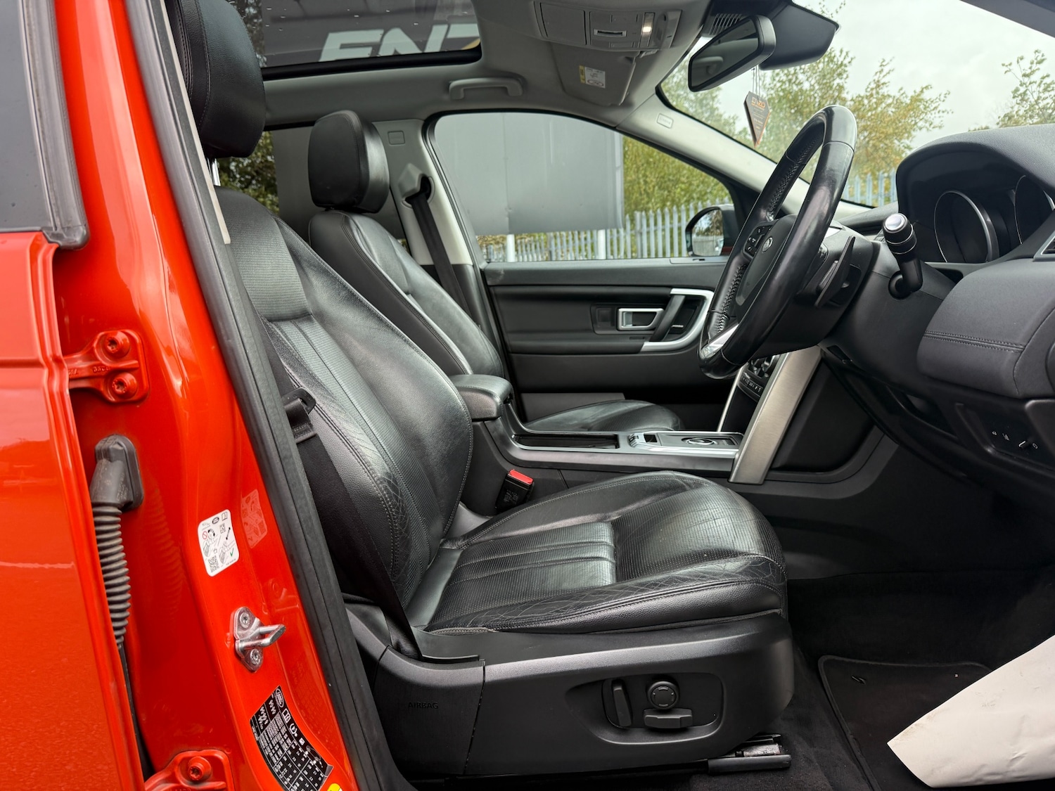 Used Land Rover Discovery Sport 2017 for sale - 76383220: Photo 20