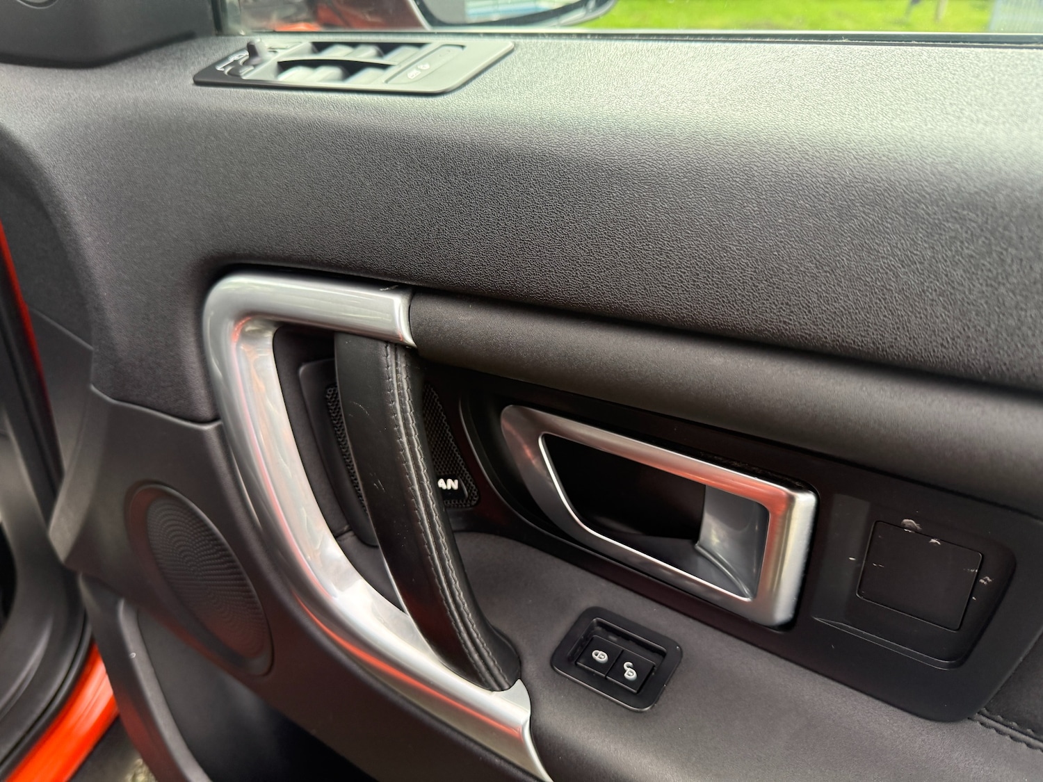 Used Land Rover Discovery Sport 2017 for sale - 76383220: Photo 21