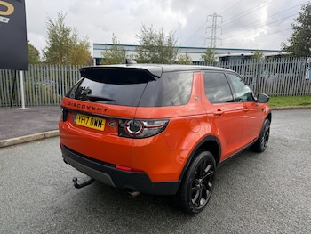 Used Land Rover Discovery Sport 2017 for sale - 76383220: Photo