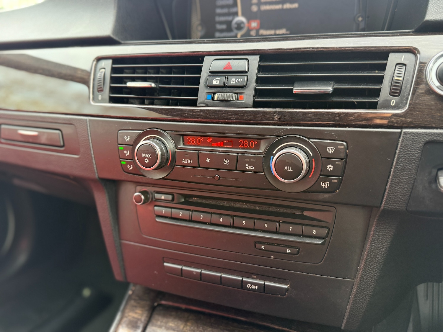 Used BMW 3 Series 2012 for sale - 77581722: Photo 28