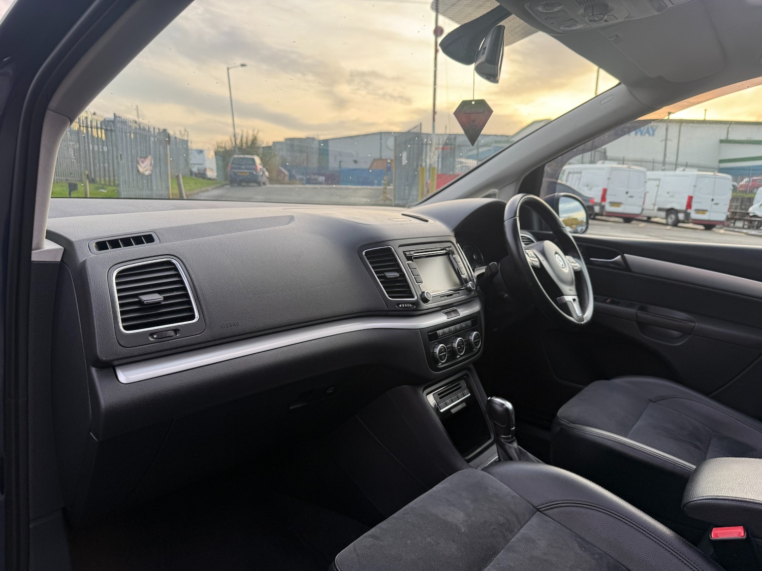 Used Volkswagen Sharan 2013 for sale - 76504655: Photo 14