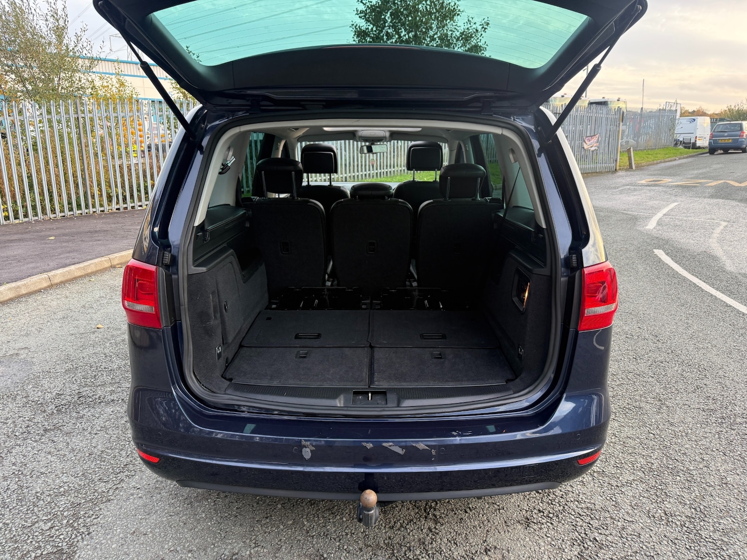 Used Volkswagen Sharan 2013 for sale - 76504655: Photo 19