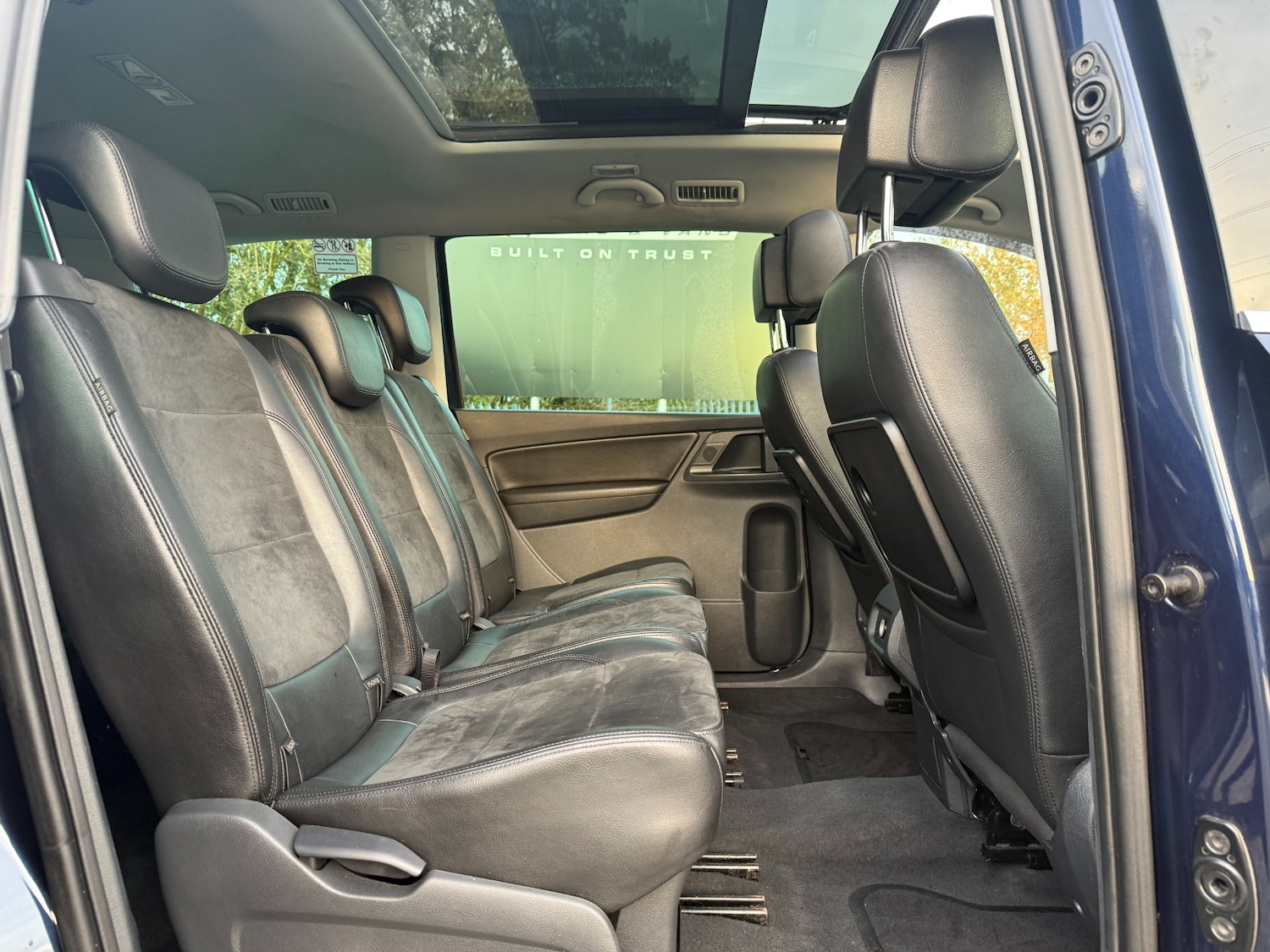 Used Volkswagen Sharan 2013 for sale - 76504655: Photo 22