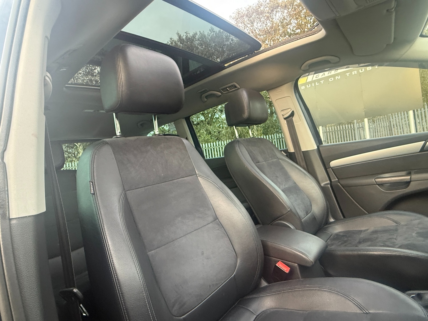 Used Volkswagen Sharan 2013 for sale - 76504655: Photo 26