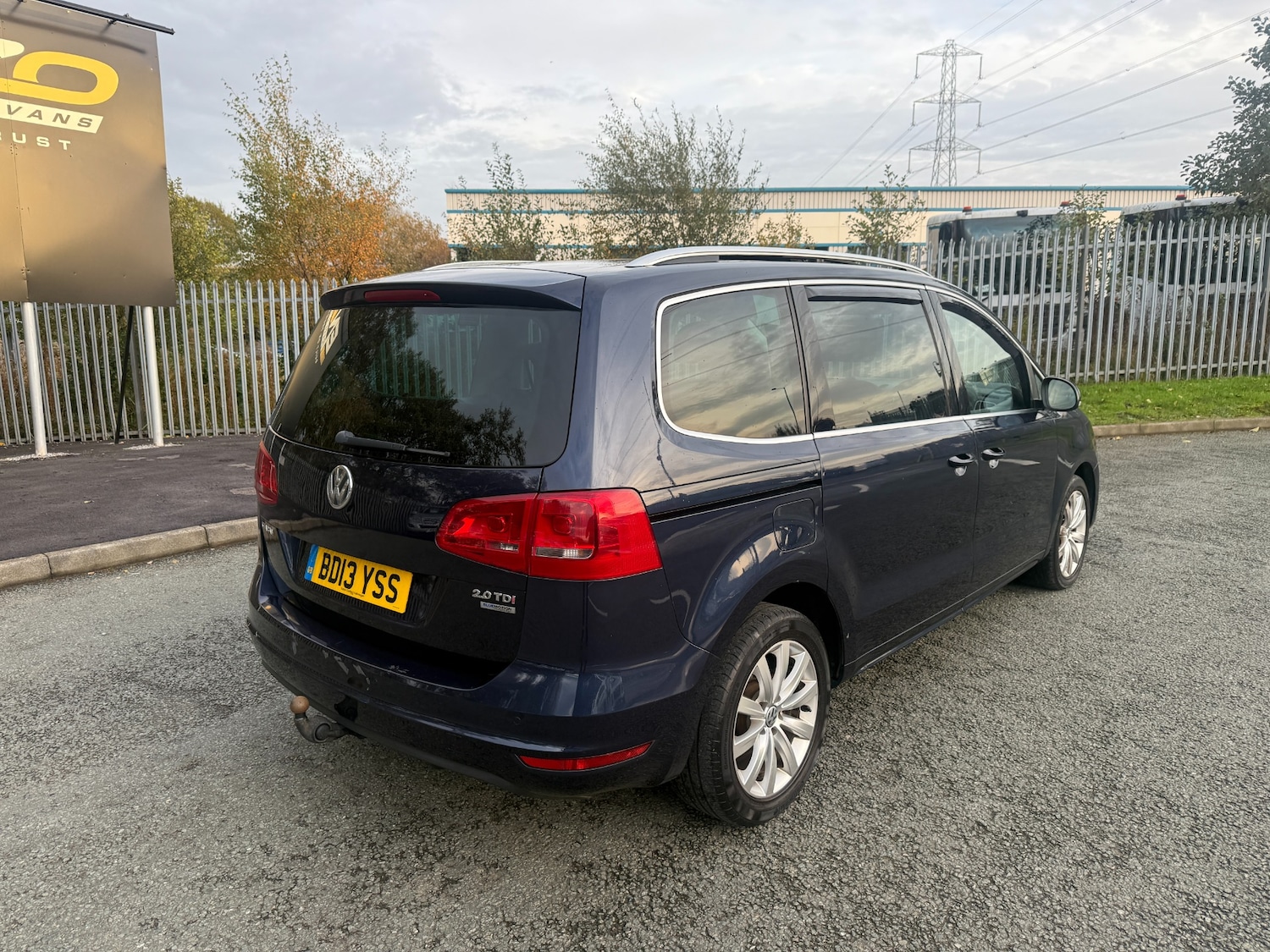 Used Volkswagen Sharan 2013 for sale - 76504655: Photo 3