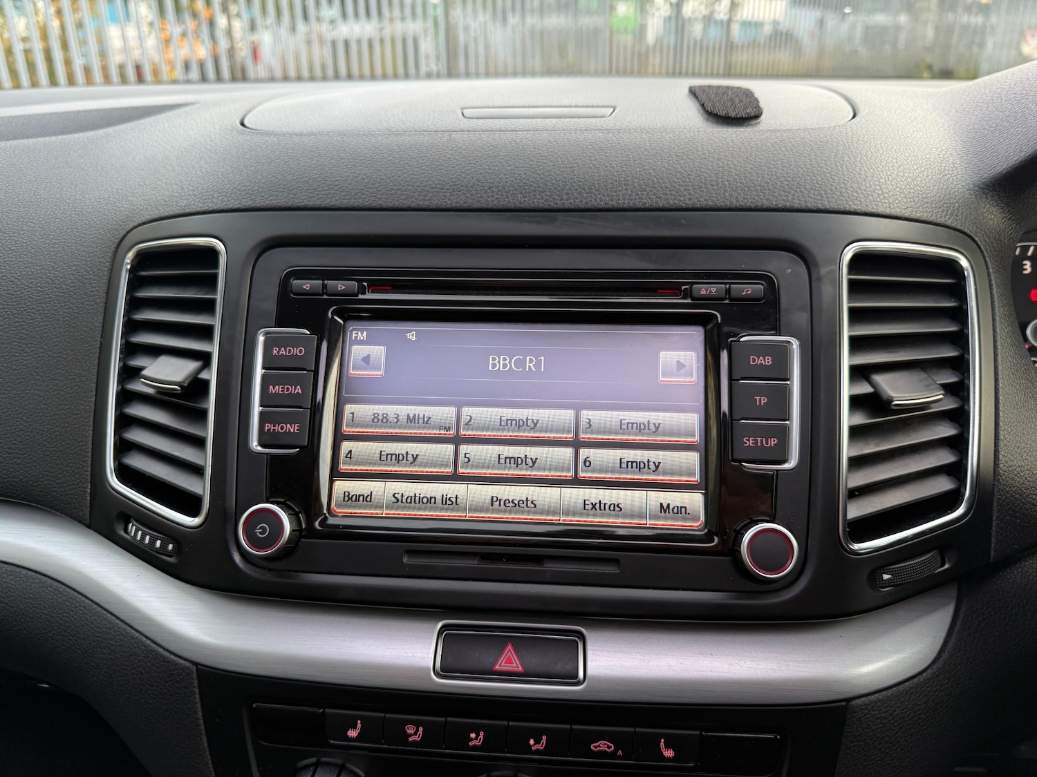 Used Volkswagen Sharan 2013 for sale - 76504655: Photo 31