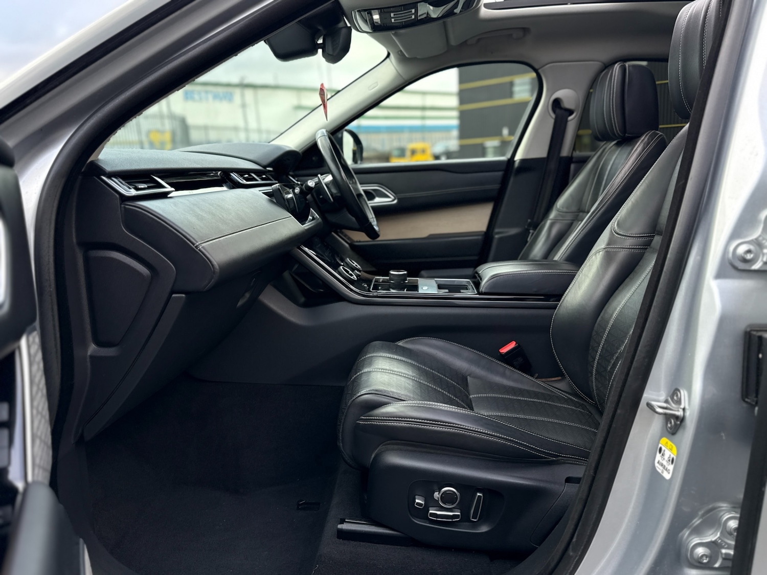 Used Land Rover Range Rover Velar 2017 for sale - 77324530: Photo 20