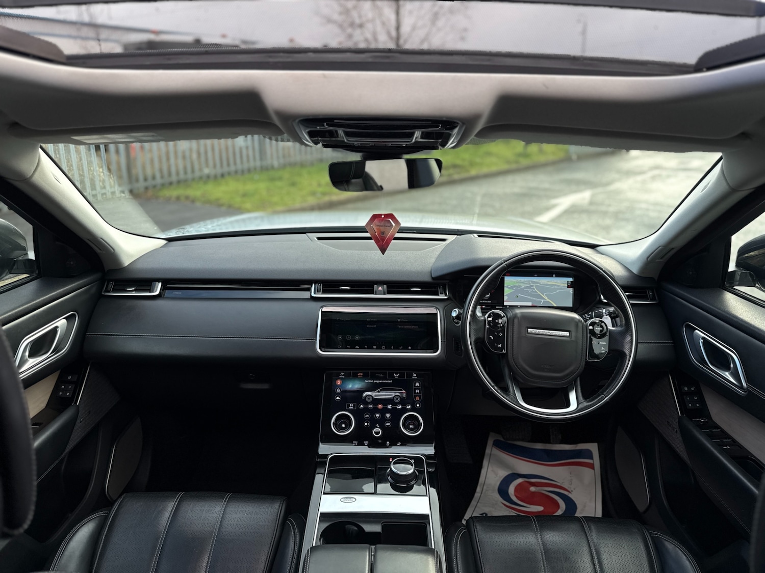 Used Land Rover Range Rover Velar 2017 for sale - 77324530: Photo 39