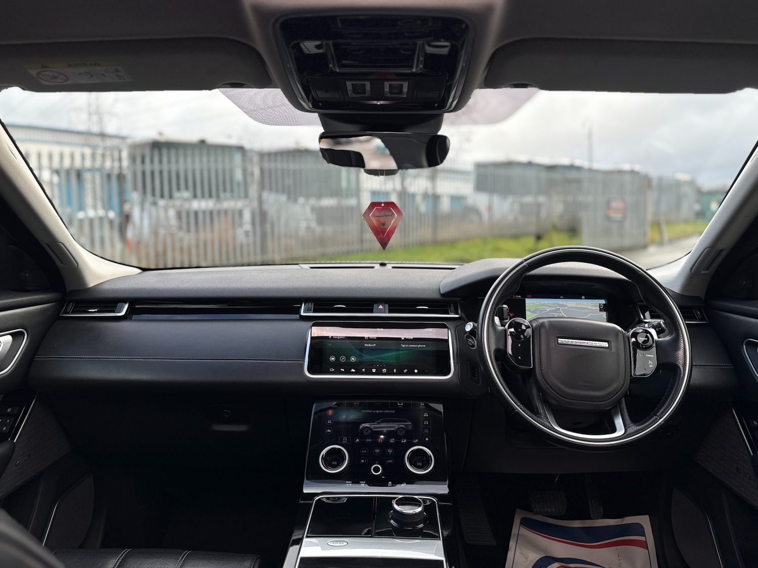 Used Land Rover Range Rover Velar 2017 for sale - 77324530: Photo 42