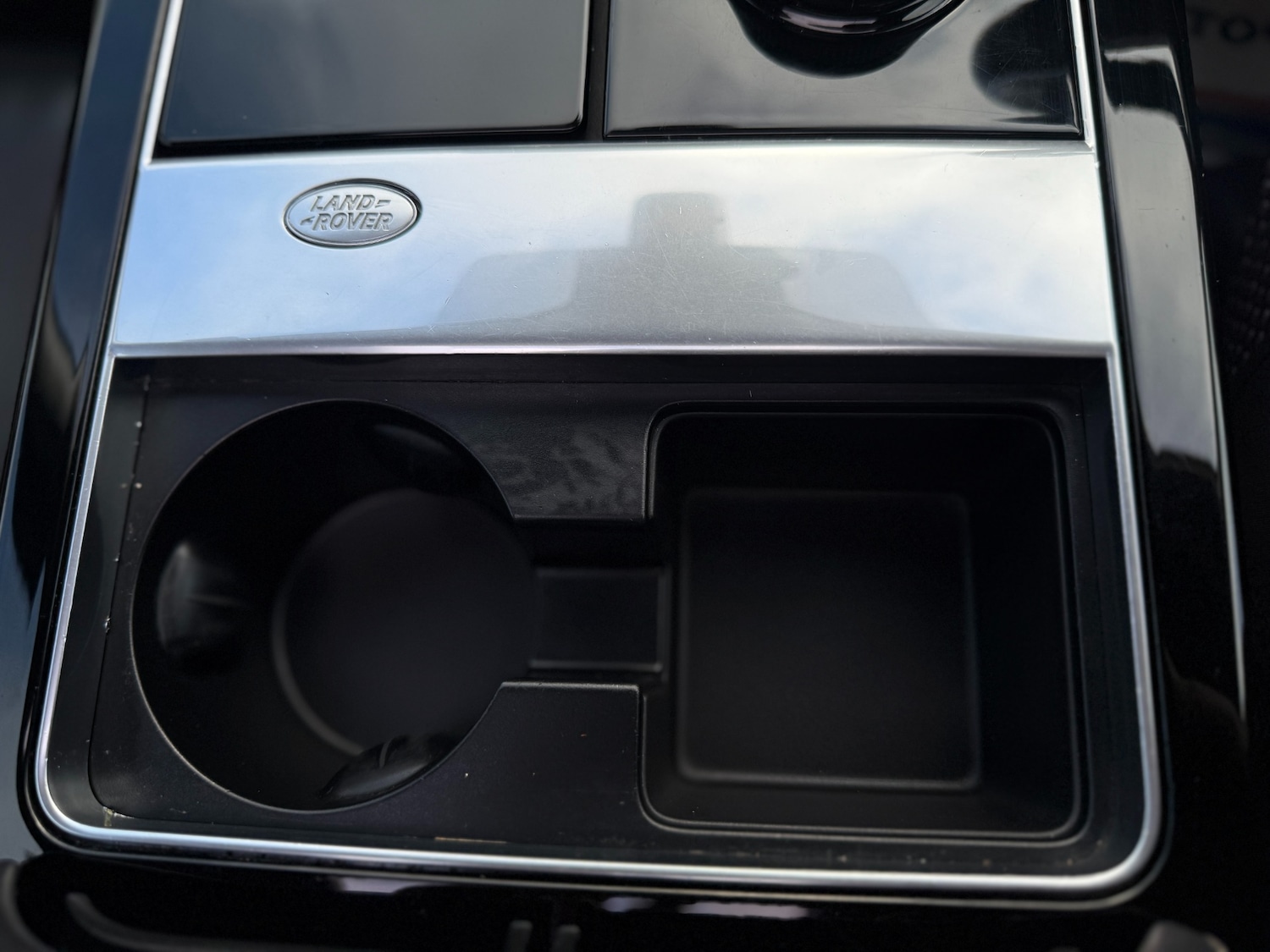 Used Land Rover Range Rover Velar 2017 for sale - 77324530: Photo 55