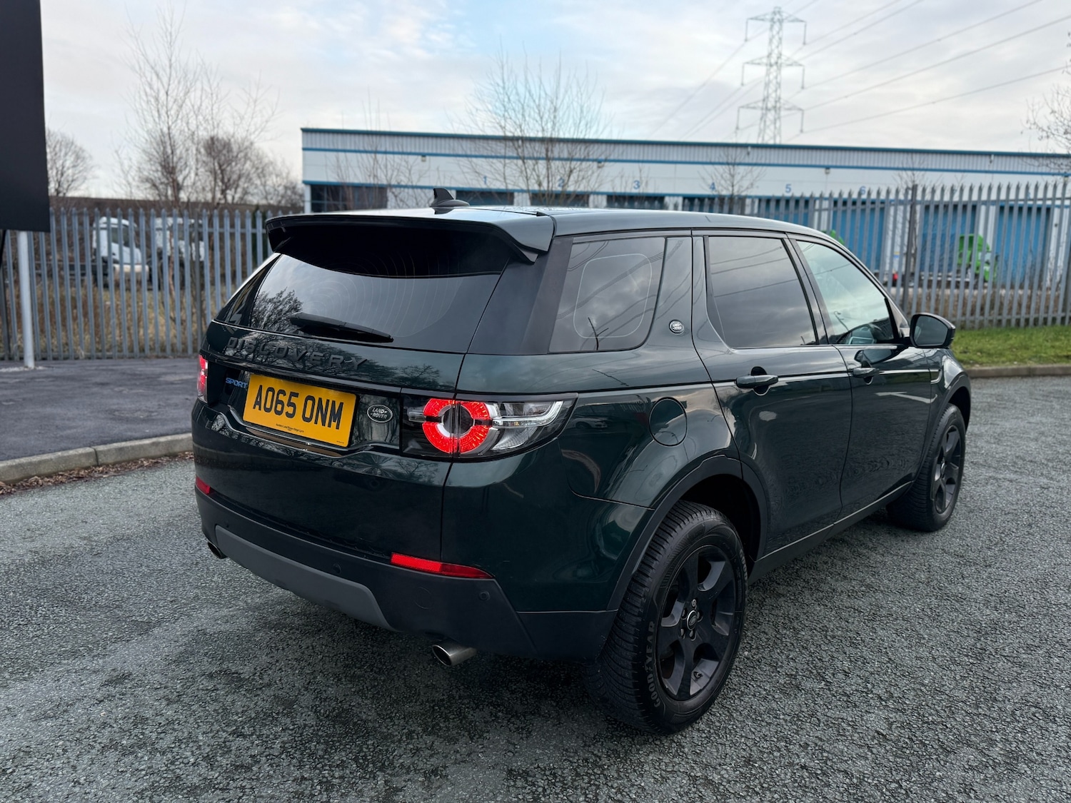 Used Land Rover Discovery Sport 2015 for sale - 77404705: Photo 3