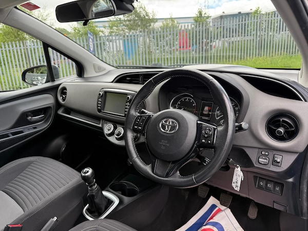 Used Toyota Yaris 2017 for sale - 75726568: Photo 18