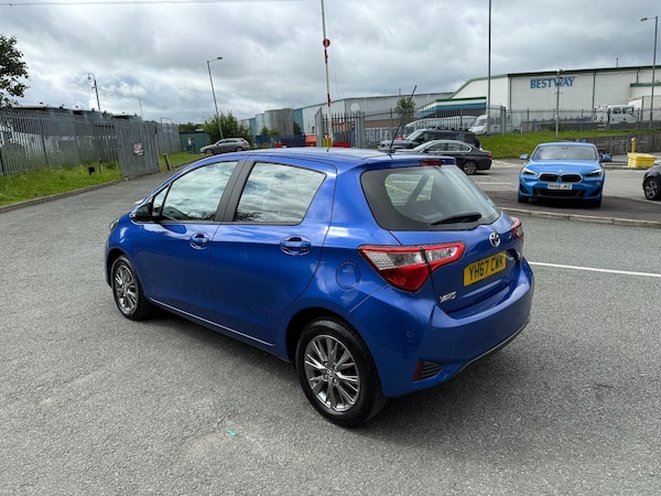 Used Toyota Yaris 2017 for sale - 75726568: Photo 5