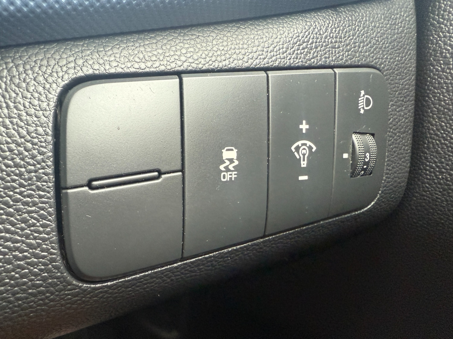 Used Hyundai i10 2014 for sale - 76231493: Photo 18